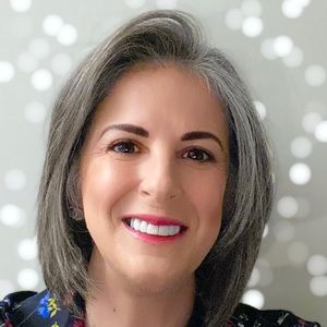 Meet your Posher, Lori